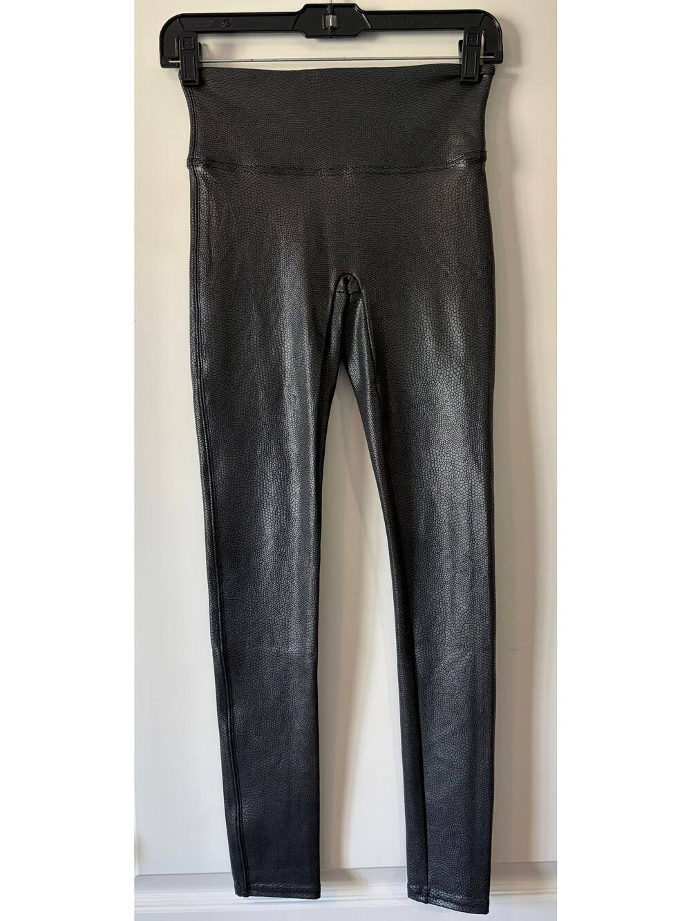 Spanx Black Snakeskin Faux Leather Leggings Size Small NWOT